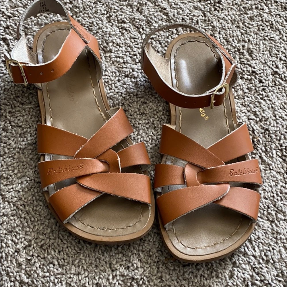 Saltwater sandals